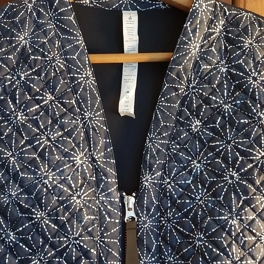 Lululemon Jacket - Picture 2 of 2